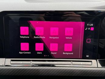 VOLKSWAGEN GOLF 1.5 eTSI MHEV R-Line Hatchback 5dr Petrol Hybrid DSG Euro 6 (s/s