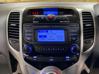 HYUNDAI IX20 1.6 Active Hatchback 5dr Petrol Auto Euro 5 (123 bhp)