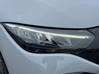 MERCEDES-BENZ EQE EQE 300 89kWh AMG Line (Premium) Saloon 4dr Electric Auto (245 p