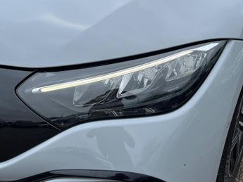 MERCEDES-BENZ EQE EQE 300 89kWh AMG Line (Premium) Saloon 4dr Electric Auto (245 p