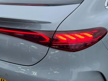 MERCEDES-BENZ EQE EQE 300 89kWh AMG Line (Premium) Saloon 4dr Electric Auto (245 p