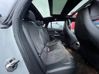 MERCEDES-BENZ EQE EQE 300 89kWh AMG Line (Premium) Saloon 4dr Electric Auto (245 p