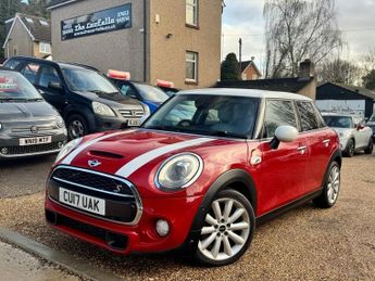 MINI Hatch 2.0 Cooper SD Hatchback 5dr Diesel Auto 6Spd Euro 6 (s/s) (170 p