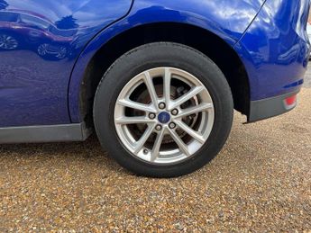 FORD GRAND C-MAX 1.5 TDCi Zetec MPV 5dr Diesel Powershift Euro 6 (s/s) (120 ps)