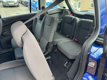 FORD GRAND C-MAX 1.5 TDCi Zetec MPV 5dr Diesel Powershift Euro 6 (s/s) (120 ps)