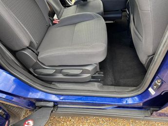 FORD GRAND C-MAX 1.5 TDCi Zetec MPV 5dr Diesel Powershift Euro 6 (s/s) (120 ps)