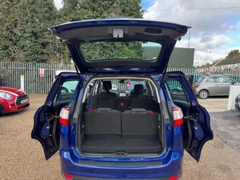 FORD GRAND C-MAX 1.5 TDCi Zetec MPV 5dr Diesel Powershift Euro 6 (s/s) (120 ps)