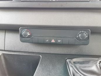 MERCEDES-BENZ SPRINTER 2.1 314 CDI Progressive Chassis Cab 2dr Diesel Manual FWD L2 Eur