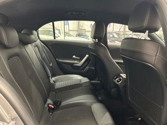MERCEDES-BENZ A-CLASS 1.5 A180d Sport (Executive) Hatchback 5dr Diesel 7G-DCT Euro 6 (