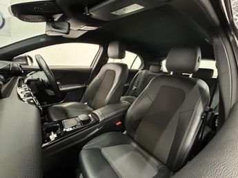 MERCEDES-BENZ A-CLASS 1.5 A180d Sport (Executive) Hatchback 5dr Diesel 7G-DCT Euro 6 (