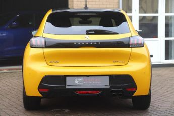 PEUGEOT 208 1.2 PURETECH GT LINE