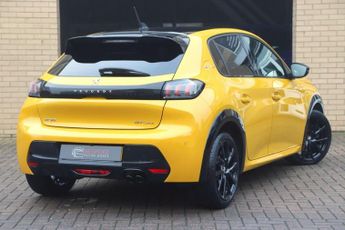 PEUGEOT 208 1.2 PURETECH GT LINE