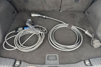 FORD KUGA 2.5 EcoBoost Duratec 14.4kWh ST-Line X SUV 5dr Petrol Plug-in Hy