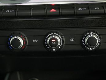 AUDI Q2 1.5 TFSI CoD 35 S line SUV 5dr Petrol S Tronic Euro 6 (s/s) (150