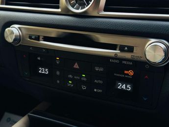 LEXUS GS 2.5 300h Executive Edition Saloon 4dr Petrol Hybrid CVT Euro 6 (