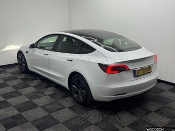 TESLA Model 3 Standard Range Plus Saloon 4dr Electric Auto RWD (241 bhp)