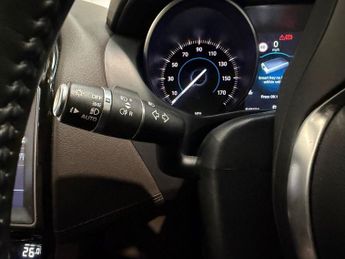 JAGUAR F-PACE 2.0 D180 Portfolio SUV 5dr Diesel Auto AWD Euro 6 (s/s) (180 ps)