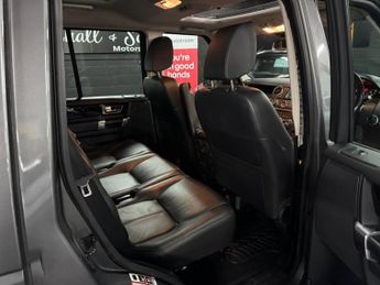 LAND ROVER DISCOVERY 4 3.0 SD V6 HSE SUV 5dr Diesel Auto 4WD Euro 5 (s/s) (255 bhp)