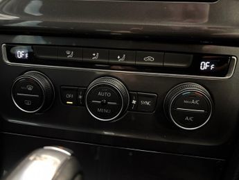 VOLKSWAGEN GOLF 2.0 TDI BlueMotion Tech Alltrack Estate 5 Door Diesel Automatic 