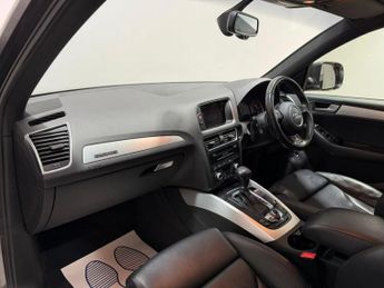 AUDI Q5 2.0 TDI S line Plus SUV 5dr Diesel S Tronic quattro Euro 5 (s/s)