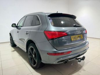 AUDI Q5 2.0 TDI S line Plus SUV 5dr Diesel S Tronic quattro Euro 5 (s/s)