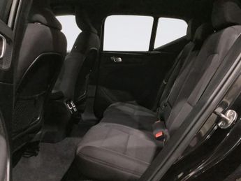 VOLVO XC40 Recharge 69kWh Plus SUV 5dr Electric Auto (231 ps)