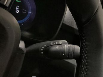VOLVO XC40 Recharge 69kWh Plus SUV 5dr Electric Auto (231 ps)