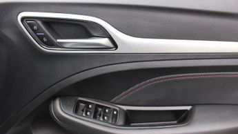 MG MG ZS 51.1kWh SE SUV 5dr Electric Auto (176 ps)