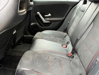 MERCEDES-BENZ A-CLASS 2.0 A250 AMG Line Hatchback 5dr Petrol 7G-DCT Euro 6 (s/s) 