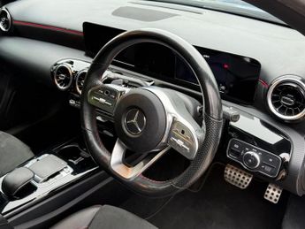 MERCEDES-BENZ A-CLASS 2.0 A250 AMG Line Hatchback 5dr Petrol 7G-DCT Euro 6 (s/s) 
