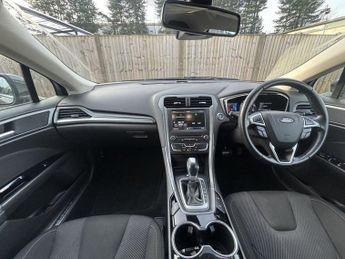 FORD MONDEO 2.0 TiVCT Titanium Saloon 4dr Petrol Hybrid CVT Euro 6 (s/s) (18