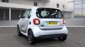 SMART FORTWO 17.6kWh Premium Coupe 2dr Electric Auto (22kW Charger) (82 ps)