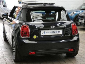 MINI Electric Hatch Cooper SE 32.6kWh Level 3 Hatchback 3dr Electric Auto (184 ps)