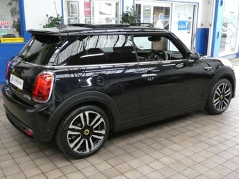 MINI Electric Hatch Cooper SE 32.6kWh Level 3 Hatchback 3dr Electric Auto (184 ps)