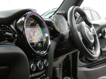 MINI Electric Hatch Cooper SE 32.6kWh Level 3 Hatchback 3dr Electric Auto (184 ps)