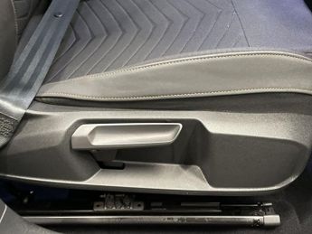 CUPRA BORN 58kWh V2 Hatchback 5dr Electric Auto (204 ps)