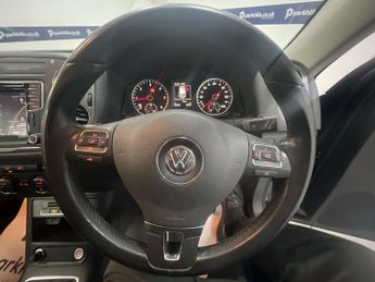 VOLKSWAGEN TIGUAN 2.0 TDI BlueMotion Tech Match Edition SUV 5dr Diesel Manual 2WD 