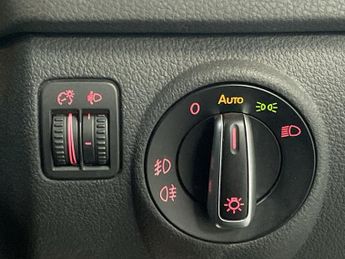 VOLKSWAGEN TIGUAN 2.0 TDI BlueMotion Tech Match Edition SUV 5dr Diesel Manual 2WD 