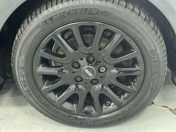 MINI HATCH 1.5 Cooper D Hatchback 3dr Diesel Manual Euro 6 (s/s) (116 ps) -