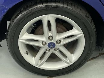 FORD FOCUS 1.0T EcoBoost Titanium Hatchback 5dr Petrol Manual Euro 6 (s/s) 