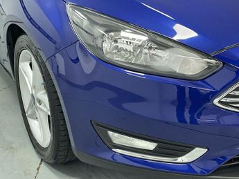 FORD FOCUS 1.0T EcoBoost Titanium Hatchback 5dr Petrol Manual Euro 6 (s/s) 