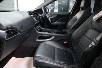 JAGUAR F-PACE 2.0 D180 Chequered Flag SUV 5dr Diesel Auto AWD Euro 6 (s/s) (18