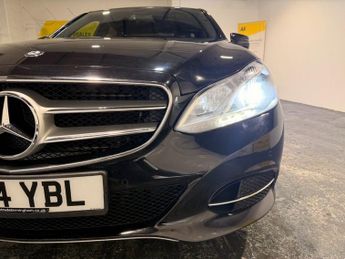MERCEDES-BENZ E-CLASS 2.1 E220 CDI SE Saloon 4dr Diesel G-Tronic+ Euro 5 (s/s) (170 ps