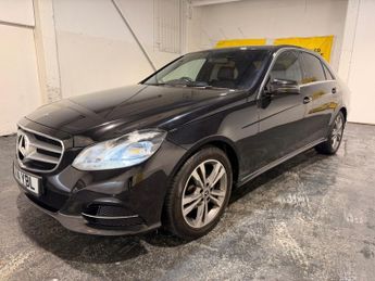 MERCEDES-BENZ E-CLASS 2.1 E220 CDI SE Saloon 4dr Diesel G-Tronic+ Euro 5 (s/s) (170 ps