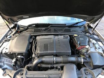 JAGUAR XF 2.2d Luxury Saloon 4dr Diesel Auto Euro 5 (s/s) (190 ps)