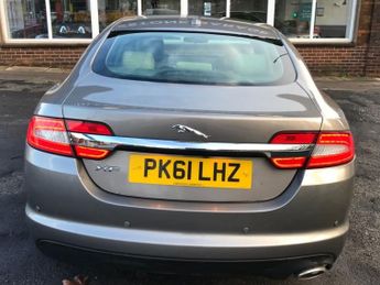 JAGUAR XF 2.2d Luxury Saloon 4dr Diesel Auto Euro 5 (s/s) (190 ps)