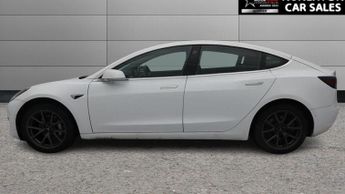 TESLA Model 3 Standard Range Plus Saloon 4dr Electric Auto RWD (241 bhp)