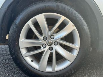 VAUXHALL MOKKA 1.4i Turbo Exclusiv SUV 5dr Petrol Auto 2WD Euro 6 (140 ps)