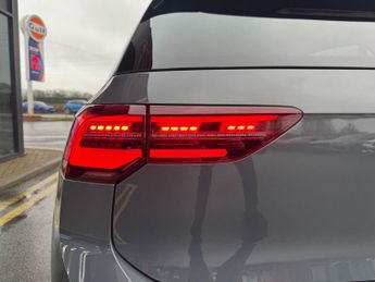 VOLKSWAGEN GOLF 2.0 TSI GTI Hatchback 5dr Petrol DSG Euro 6 (s/s) (245 ps) * HUG