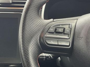 MG MG ZS 1.0 T-GDI Exclusive SUV 5dr Petrol Auto Euro 6 (111 ps)